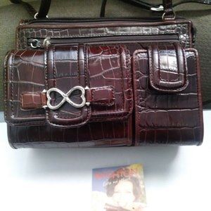 NWOT Brighton Leather small Organizer Shoulder